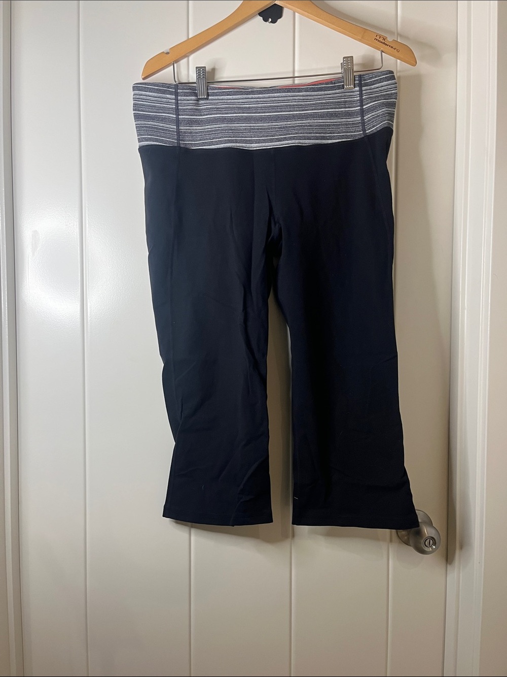 Lululemon striped capri leggings